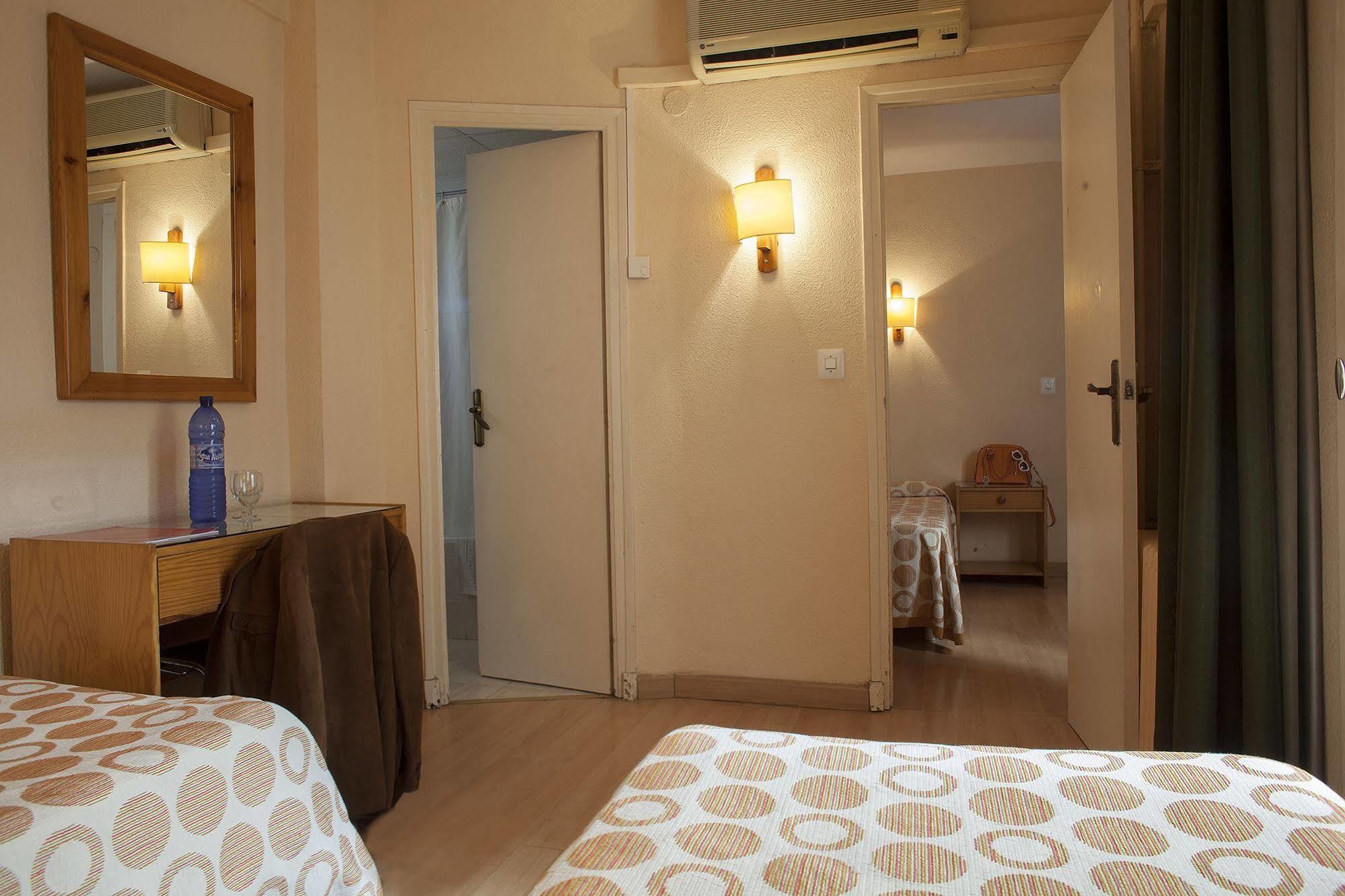 Hotel Goya Alicante Exterior photo